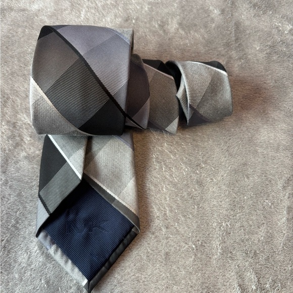 Michael Kors Gray and Black Tie Accessories - Picture 1 of 11
